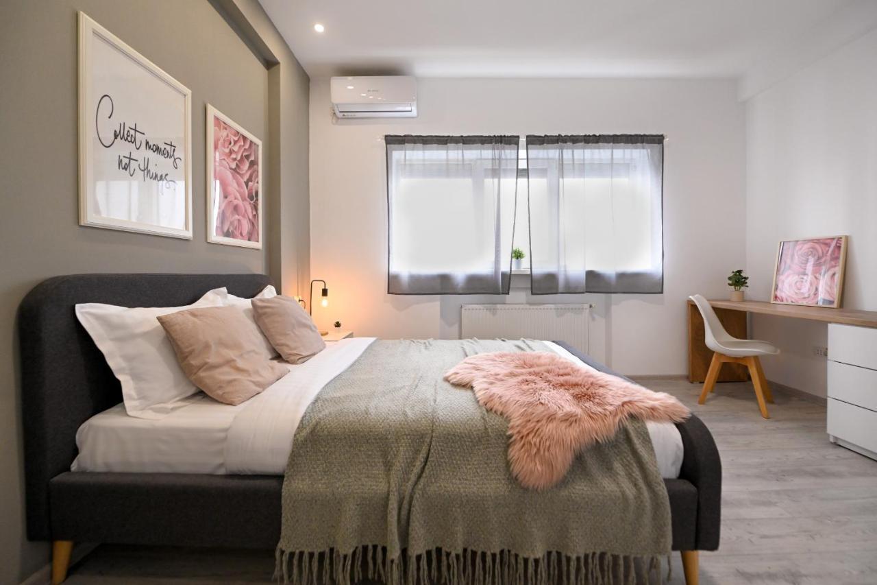 Splendid 2Br Apartment With Breathtaking Views Of Casa Poporului Bucarest Exterior foto