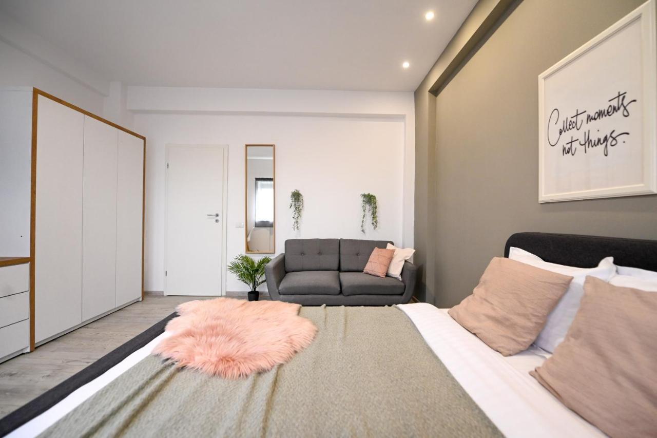 Splendid 2Br Apartment With Breathtaking Views Of Casa Poporului Bucarest Exterior foto
