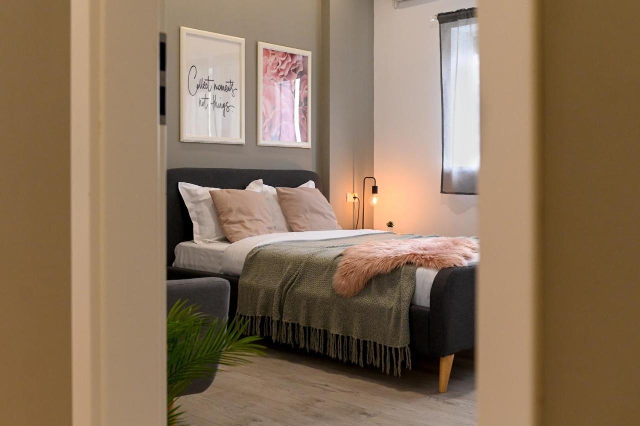 Splendid 2Br Apartment With Breathtaking Views Of Casa Poporului Bucarest Exterior foto